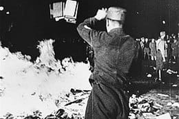 10 Maggio 1933 - Il rogo dei libri a Berlino